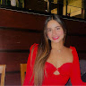 Meet your Posher, Valentina